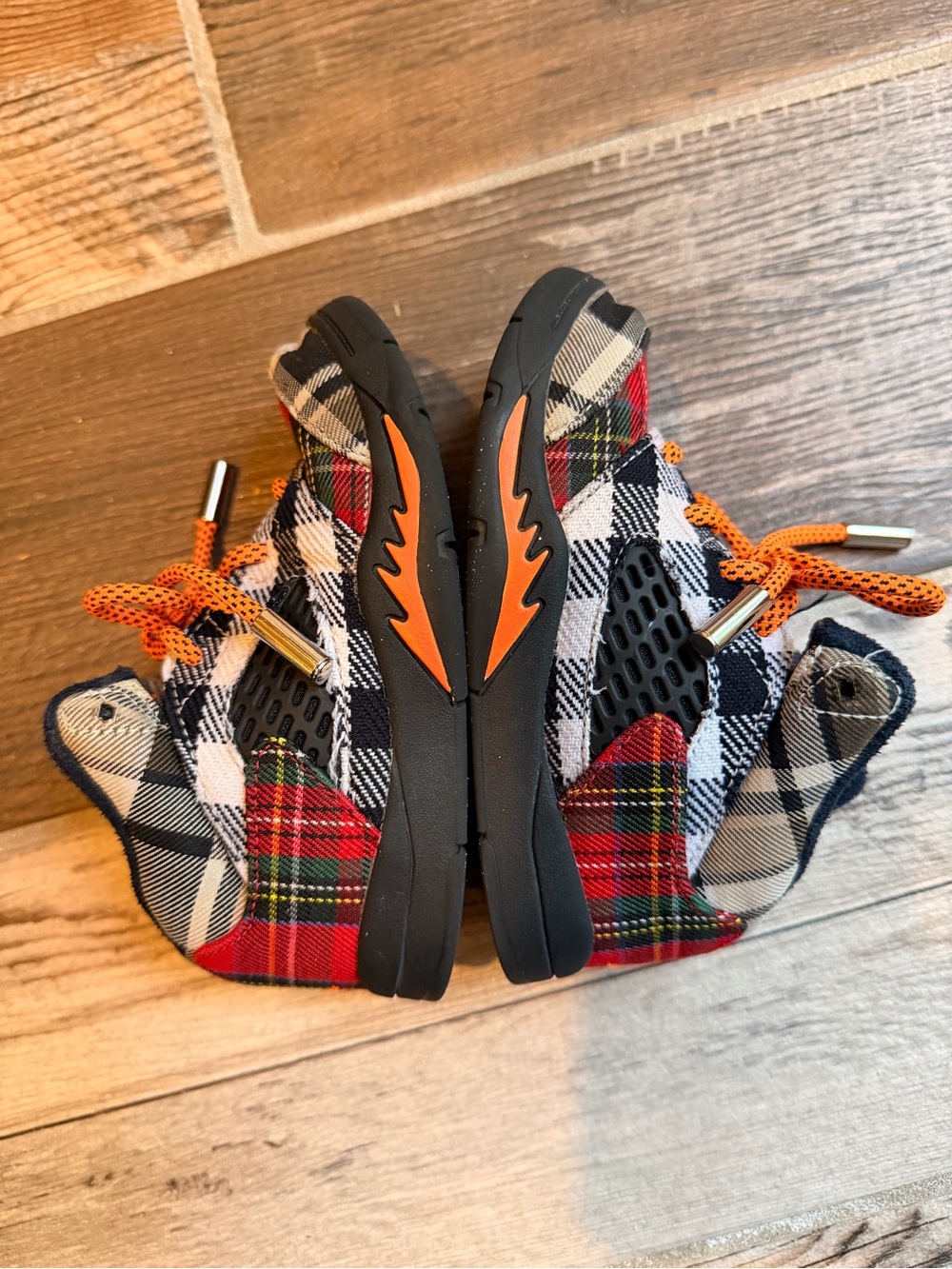 Rare Jordan Kids' Plaid High-Top Sneakers in Red, Navy & Orange - Picture 6 of 7